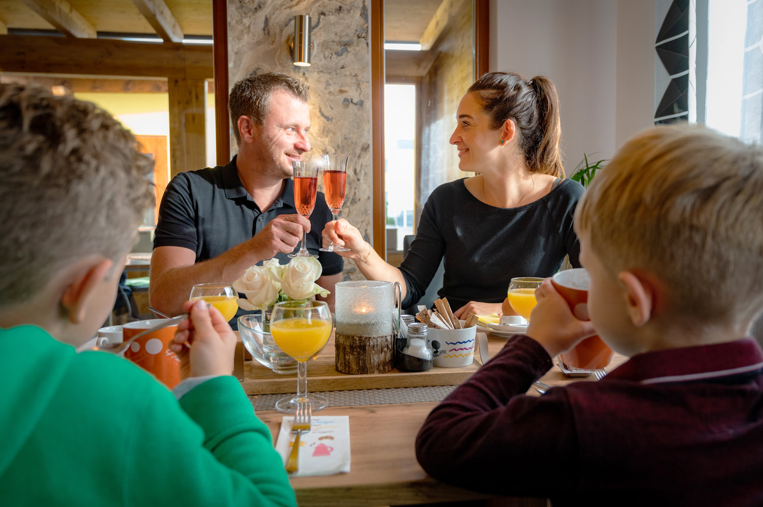 Breakfast with the family in the Bed & Breakfast Sandhof in Knittelfeld - close to the Red Bull Ring and the mur cycle path